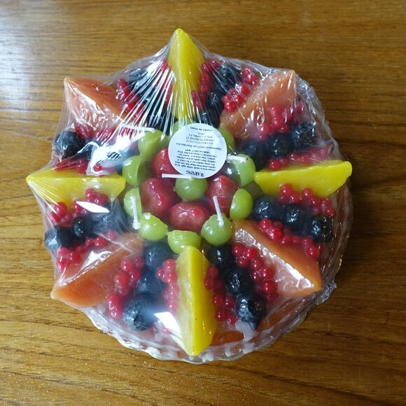 Anthropologie Italian Fruit-Topped Cake Flan Dessert-Shaped Wax Candle - Picture 5 of 14